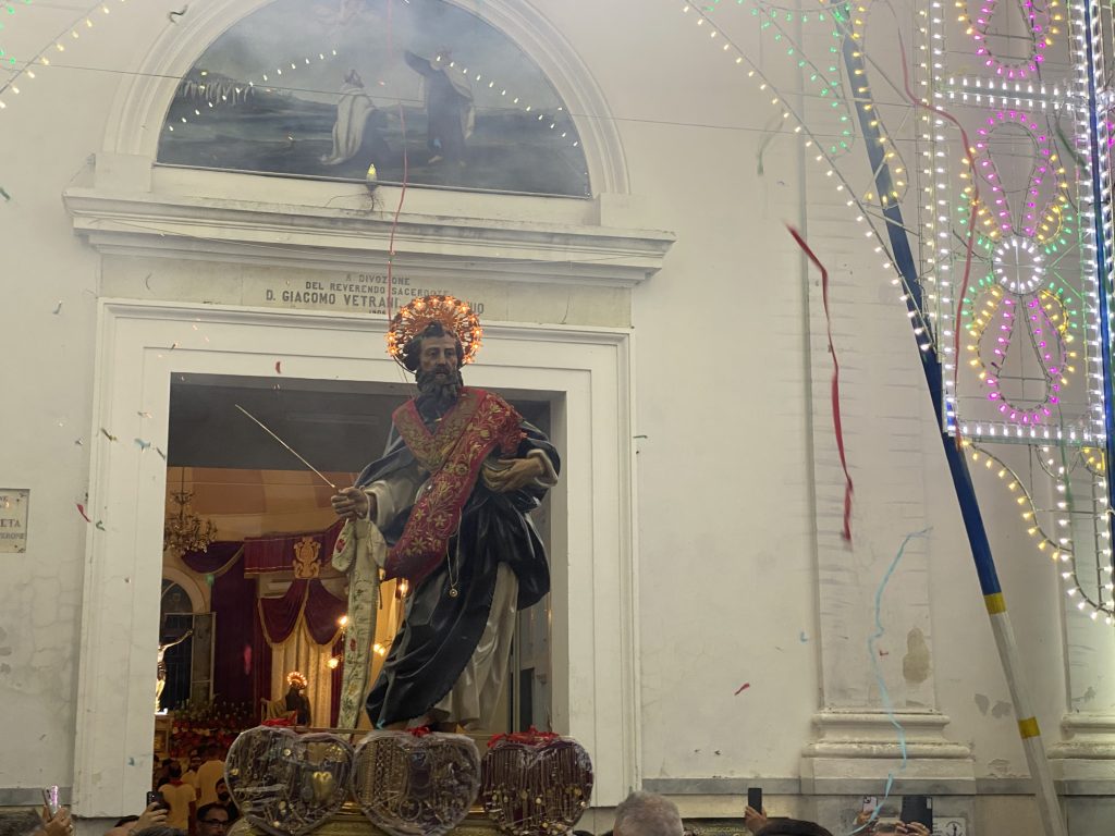 Sperone in festa per Sant’Elia: folla di fedeli alla tradizionale processione. Video e Foto