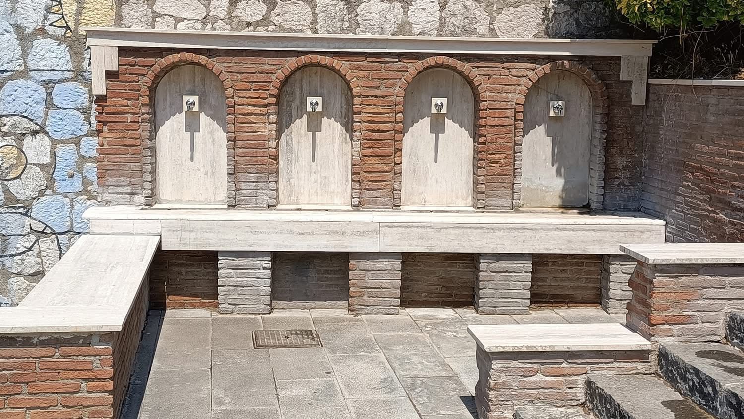 Quadrelle: Piazza Vittoria ritrova il suo splendore