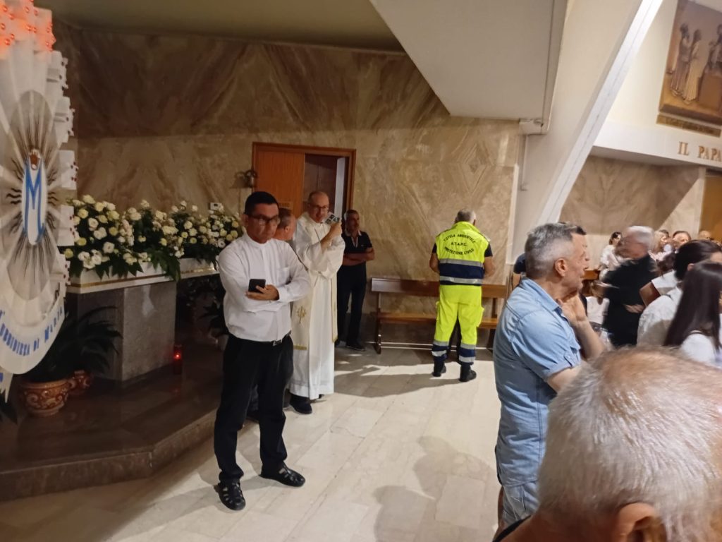 Visciano, intronizzazione della Madonna del Carpinello: solenne inizio del Novenario con autorità civili e religiose