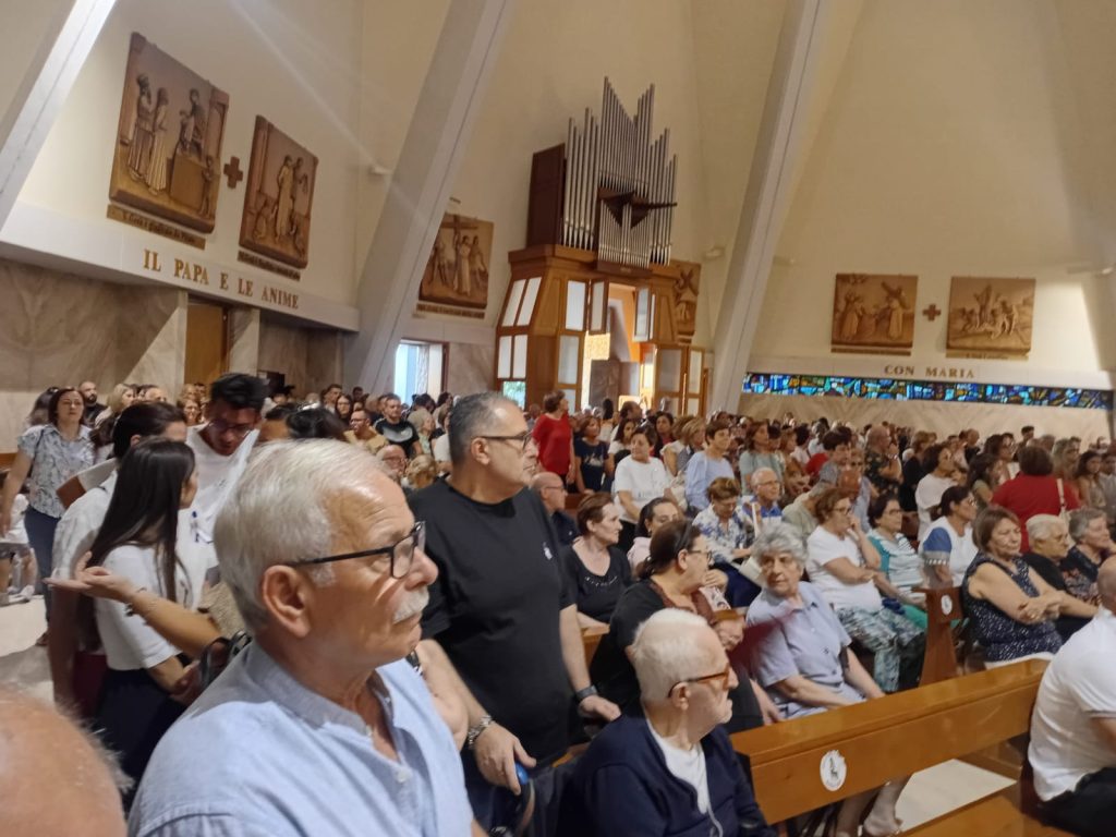 Visciano, intronizzazione della Madonna del Carpinello: solenne inizio del Novenario con autorità civili e religiose