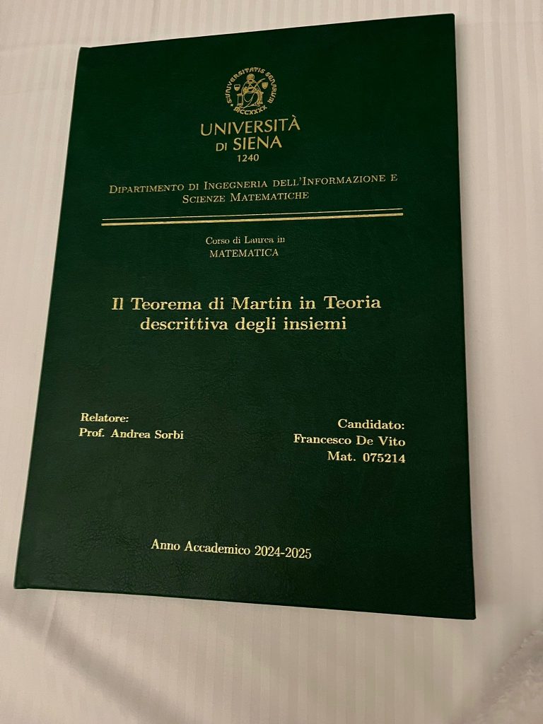 Francesco De Vito si laurea in Matematica all’Università di Siena: una festa di orgoglio e affetto da SantAngelo dei Lombardi a tutta lIrpinia