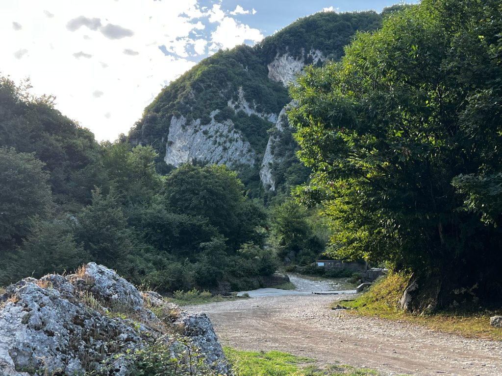 AVELLA. Le Fontanelle, la strada della sete che non c’è più