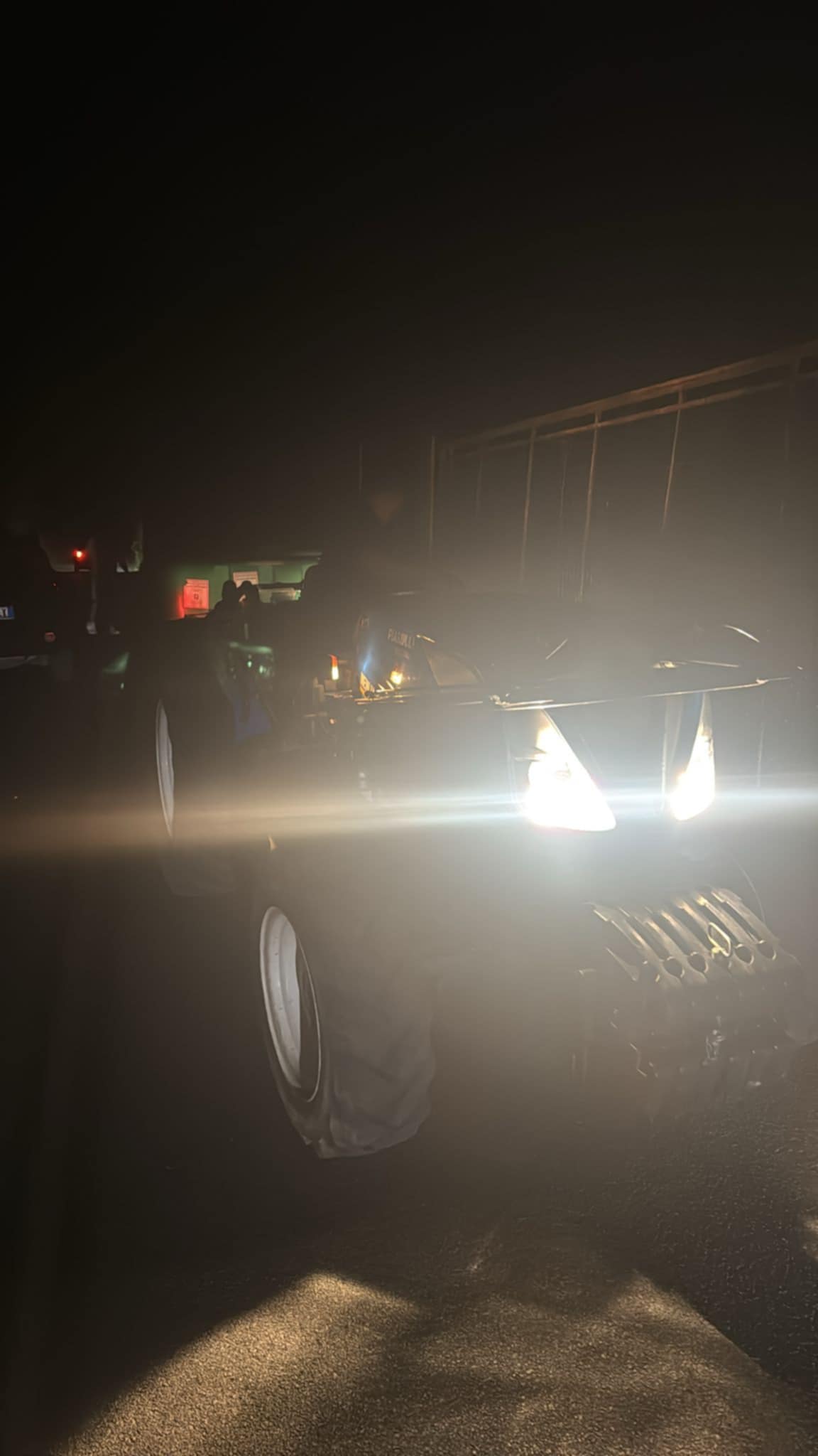 Moschiano, notte di fuoco sulla collina di Carità: amministrazione in prima linea per domare l’incendio