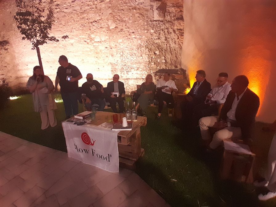 Benevento Città Spettacolo, manifestazione serale della nuova ”Condotta Slow Food Benevento “, ai Giardini Alberto Simeone.