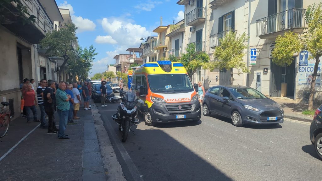 Mugnano del Cardinale, scontro tra due moto in via Roma: un ferito