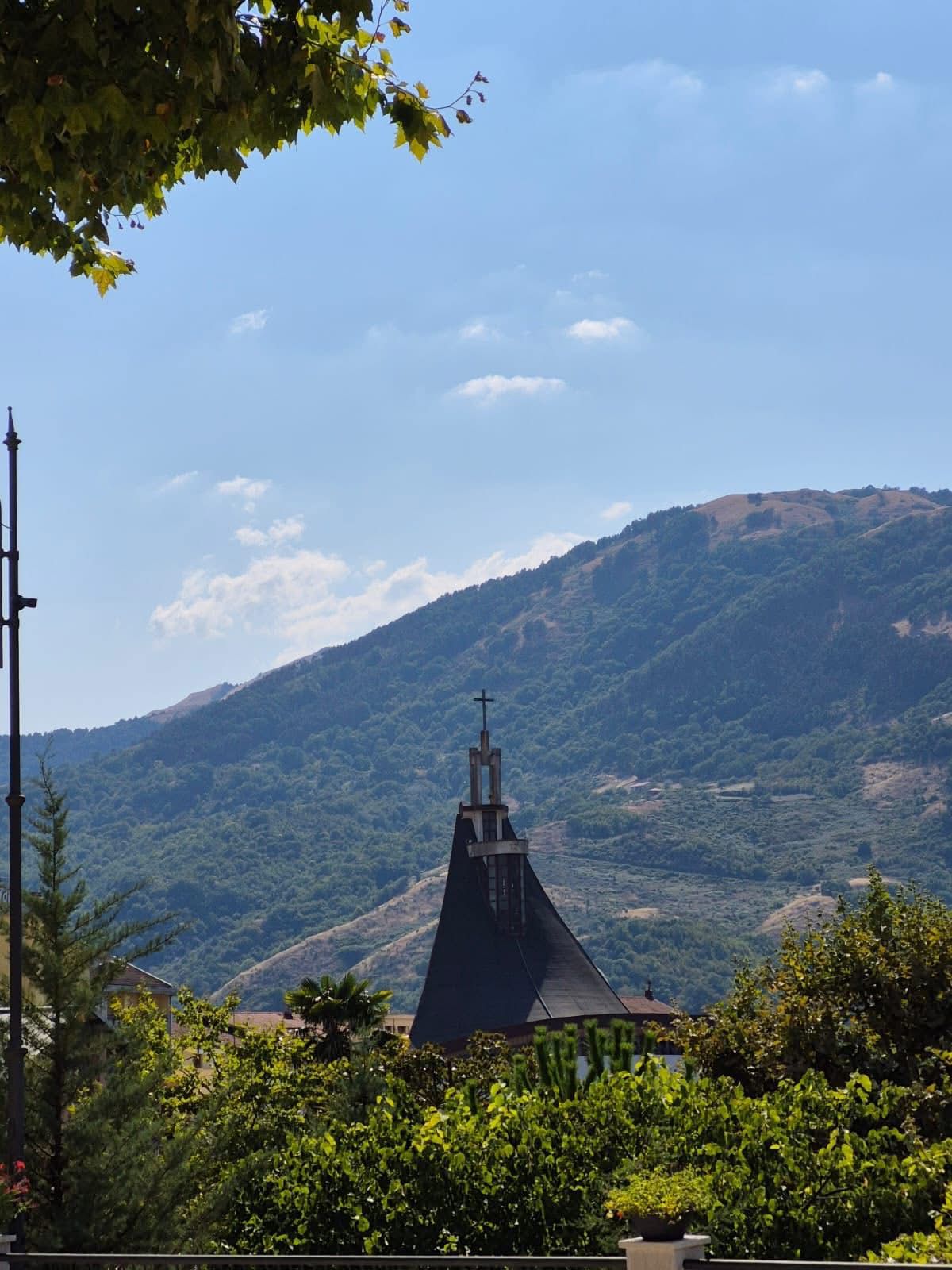 Irpinia Express, tra sorgenti e devozione: il viaggio fa tappa a Lioni e Caposele(Foto)
