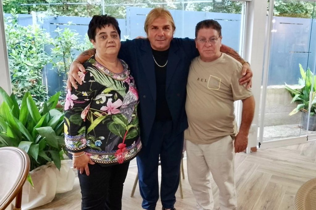 Pago del Vallo di Lauro in festa: i 60 anni di Gabriella Campanile tra eleganza, sorrisi e musica d’autore