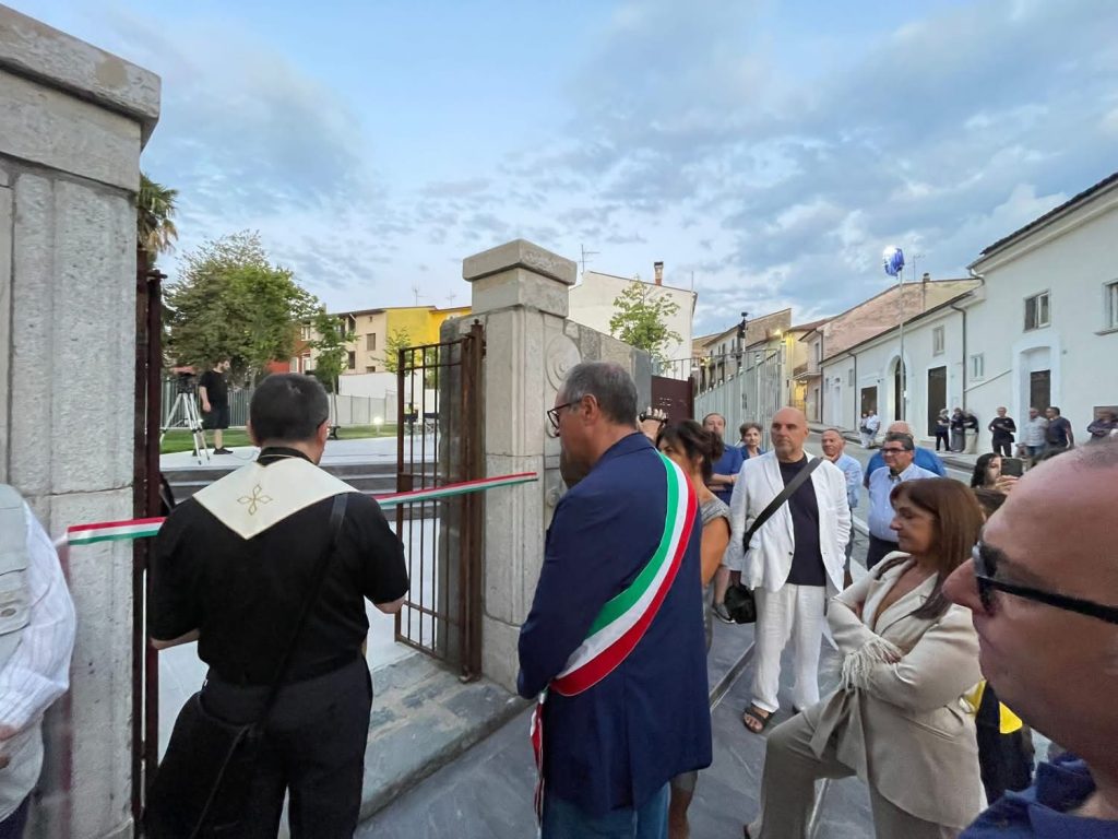 Altavilla Irpina: l’ex Cinema Moderno rinasce come Parco dell’Emigrante