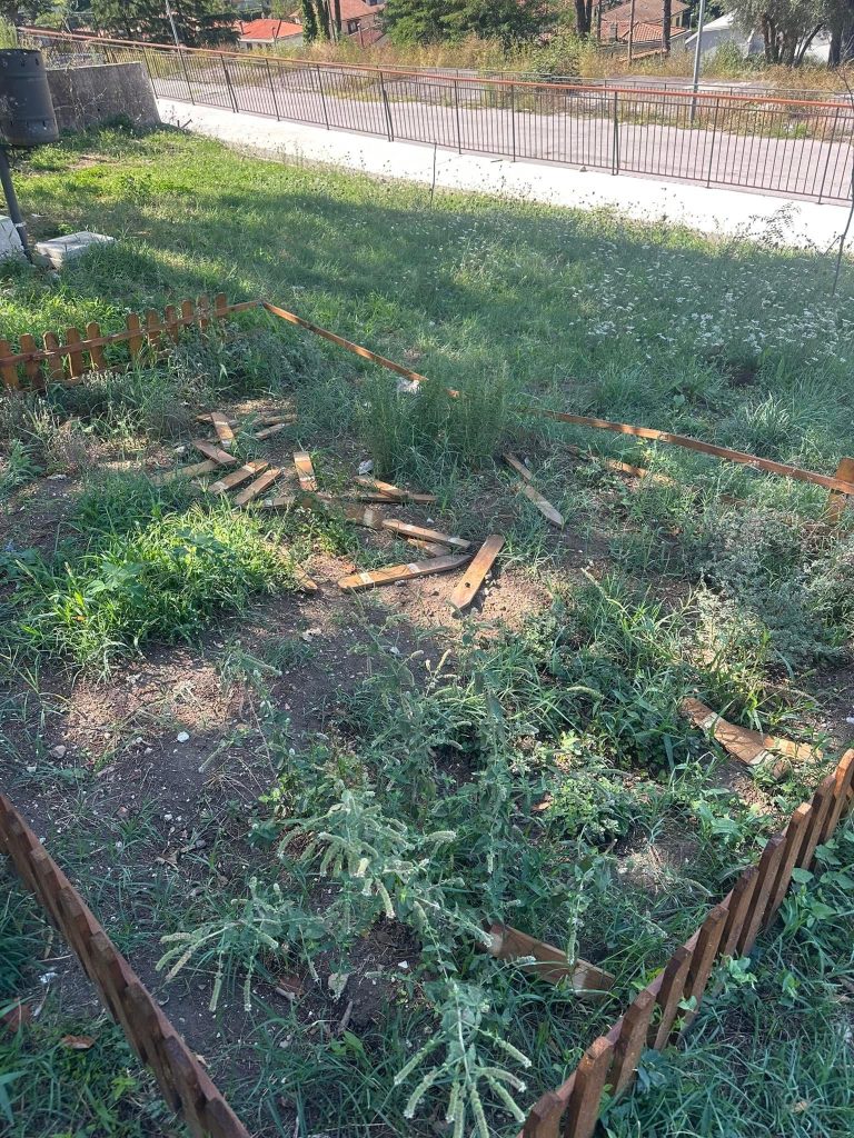 Salza Irpina, vandalizzato il Giardino degli Aromi: il Comune annuncia denuncia