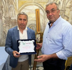 Premio Binews 2024: consegnato a Mugnano il riconoscimento al Prefetto Michele Formiglio originario di Bisaccia. VIDEO