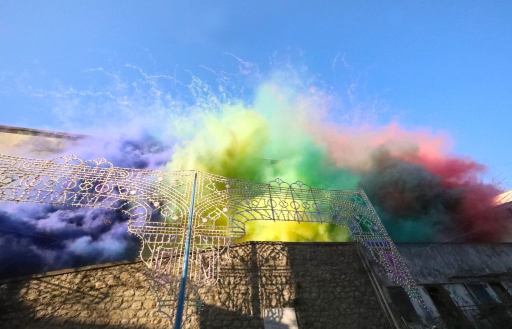 “Fede e colori: Altavilla Irpina in festa per San Pellegrino Martire”