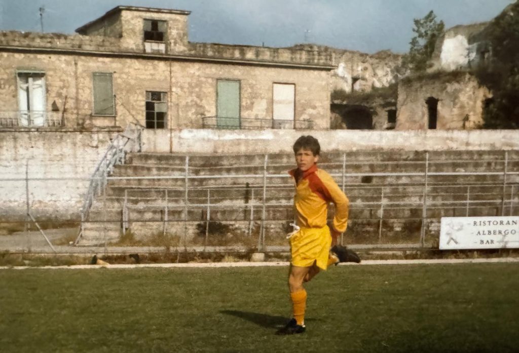 Palloni di cuoio e calciatori di una volta  Ottava puntata – Giuseppe Monteforte, il padrone della fascia destra (più di 70 Foto)