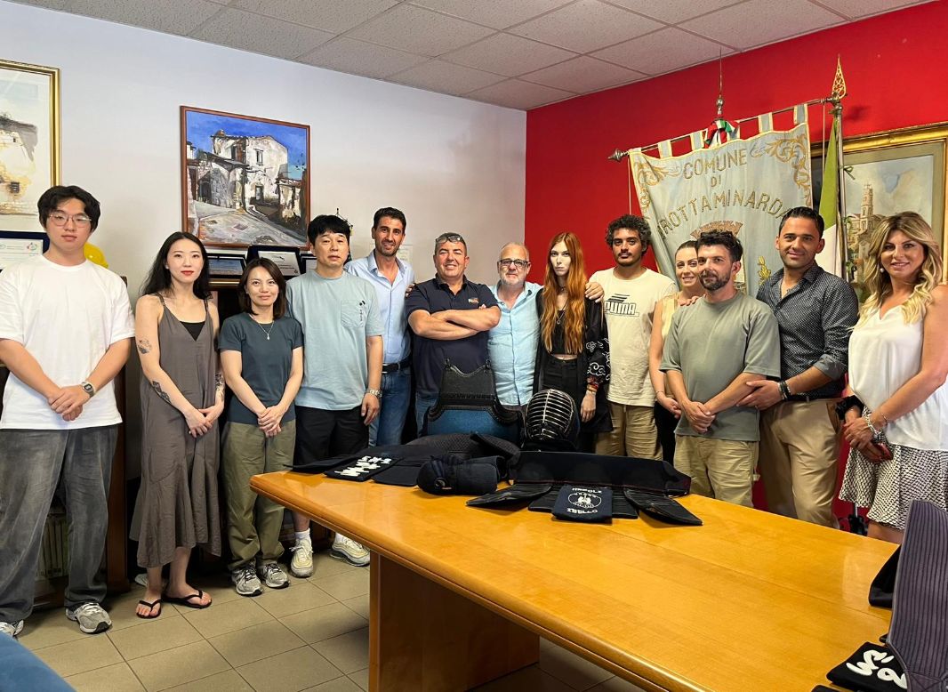 Delagazione coreana a Grottaminarda per la diffusione del Kendo