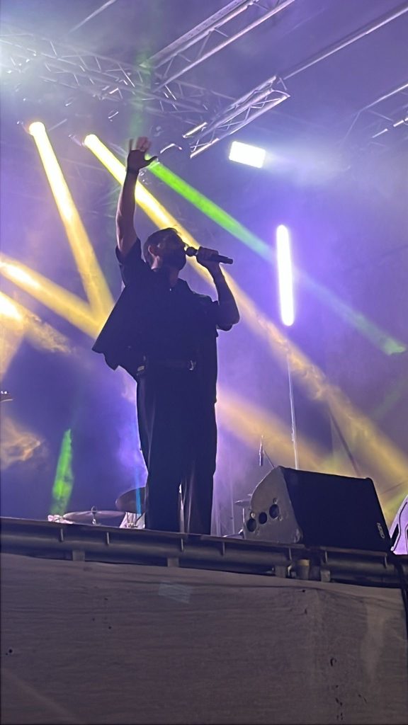 Altavilla Irpina (AV) – Successo per il concerto di Rosario Miraggio in chiusura dei festeggiamenti di San Pellegrino Martire.Ma