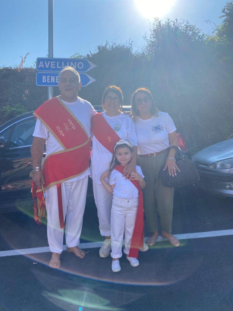 La tradizionale Festa dei Battenti di San Pellegrino ad Altavilla: fede, sacrificio e comunità. Presenti anche i Battenti di Avella. FOTO