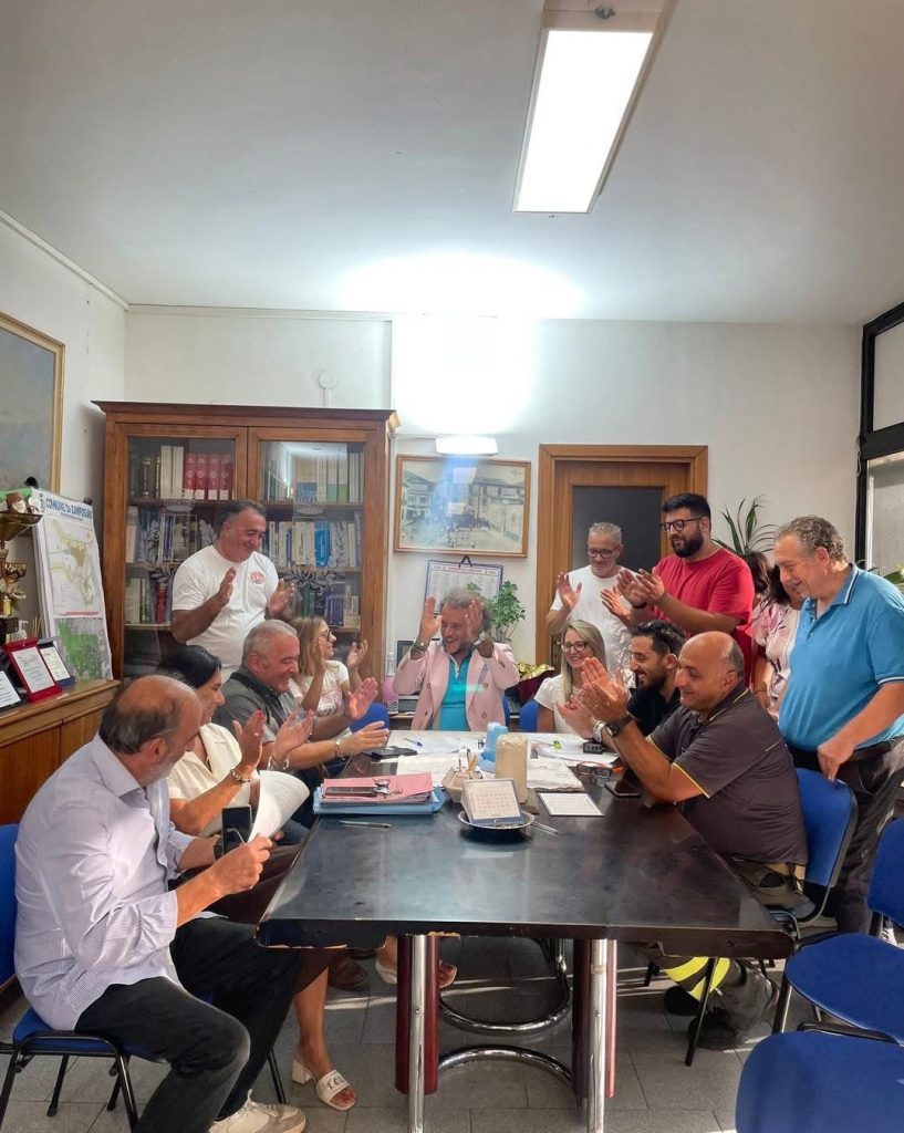 Camposano si prepara alla grande festa: questa sera il concerto di Anna Tatangelo