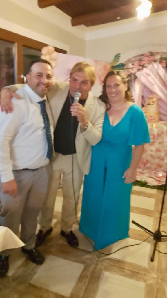 Alessandro Conte al battesimo di Ginevra e Beatrice a Pontecagnano