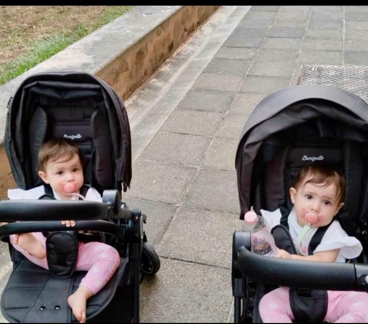 Alessandro Conte al battesimo di Ginevra e Beatrice a Pontecagnano