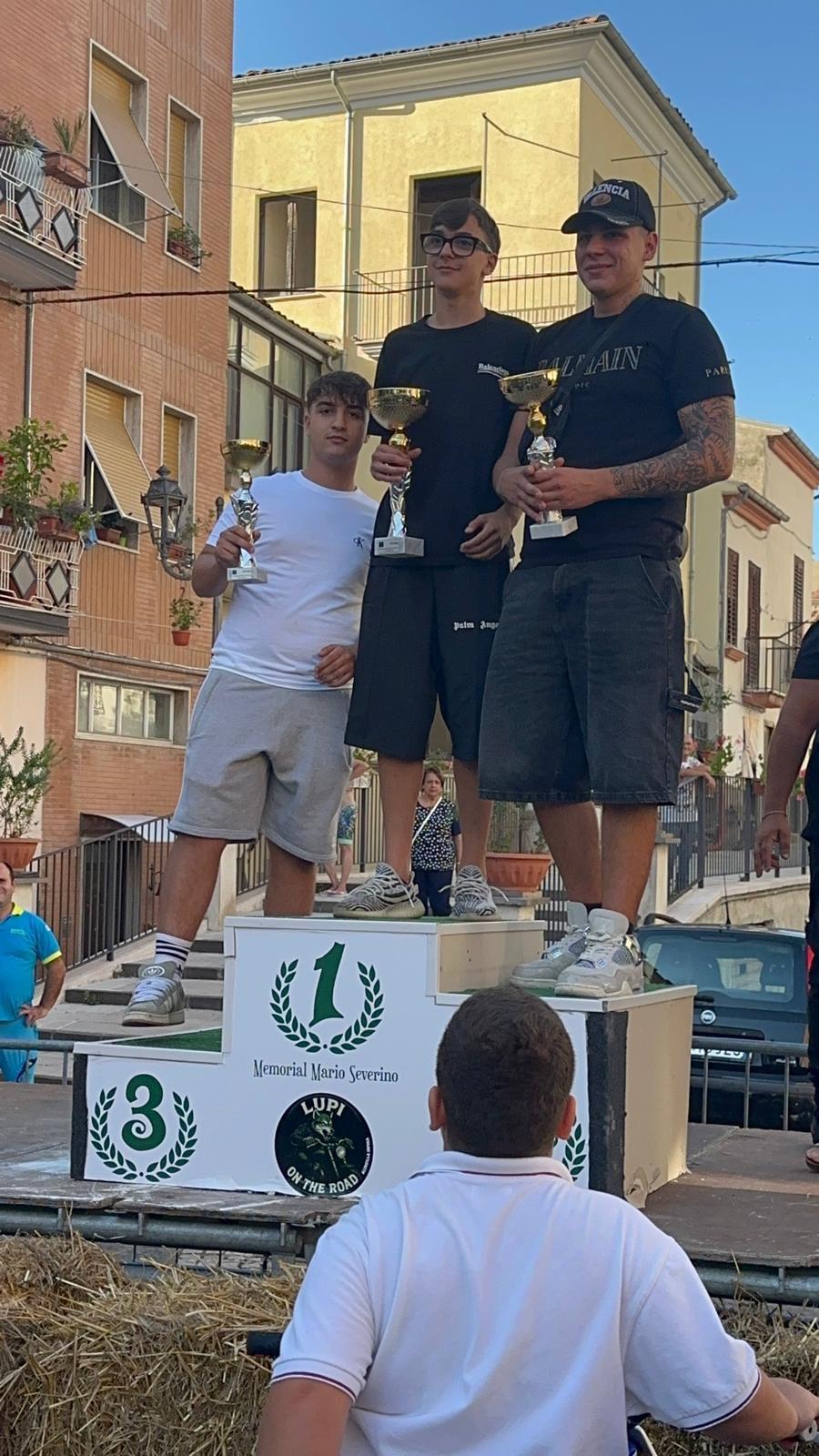 Ogni rombo un ricordo, ogni curva un’emozione: Altavilla Irpina ha celebrato Mario Severino Ogni rombo un ricordo, ogni curva un’emozione: Altavilla Irpina ha celebrato Mario Severino