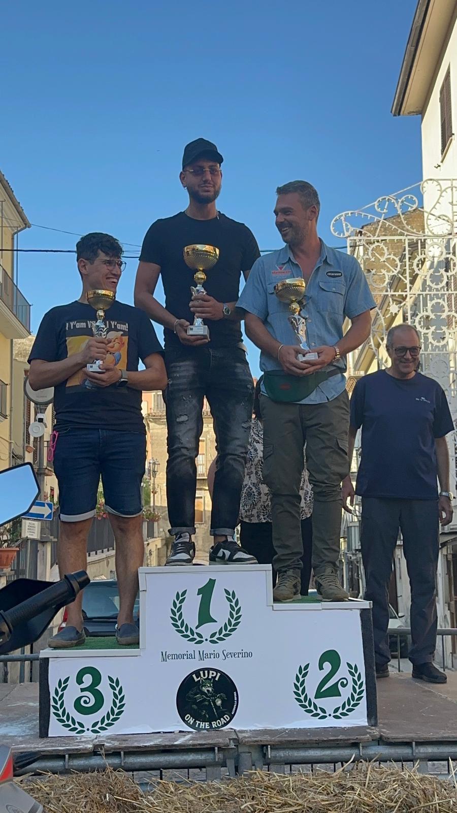 Ogni rombo un ricordo, ogni curva un’emozione: Altavilla Irpina ha celebrato Mario Severino Ogni rombo un ricordo, ogni curva un’emozione: Altavilla Irpina ha celebrato Mario Severino