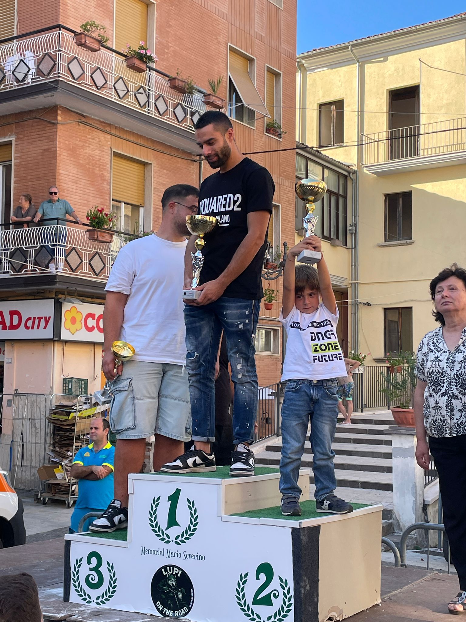 Ogni rombo un ricordo, ogni curva un’emozione: Altavilla Irpina ha celebrato Mario Severino Ogni rombo un ricordo, ogni curva un’emozione: Altavilla Irpina ha celebrato Mario Severino