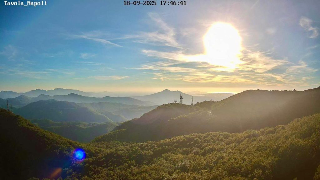 MVOBSV Montevergine Observatory: raffiche di grecale fino a 48 nodi e visibilità eccezionale fino a Ventotene