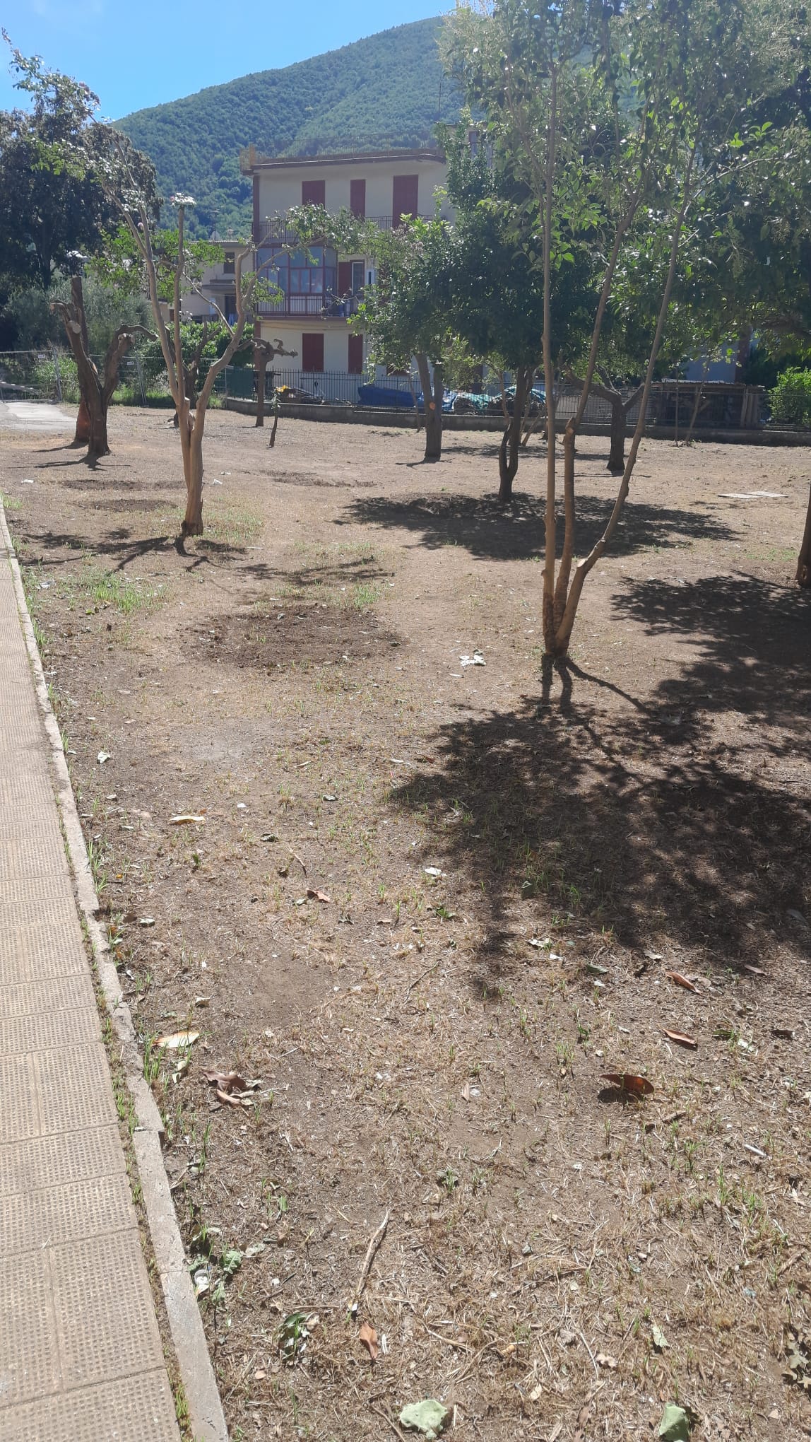 Mugnano del Cardinale, operai della Comunità Montana al lavoro per la pulizia delle scuole