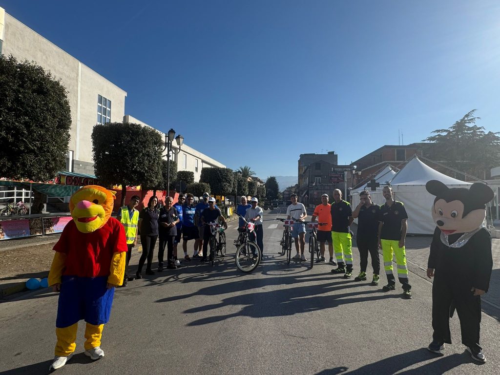 San Gennaro Vesuviano, grande successo per la “Pedalata Ecologica San Gennarese”: sport, famiglie e solidarietà protagonisti