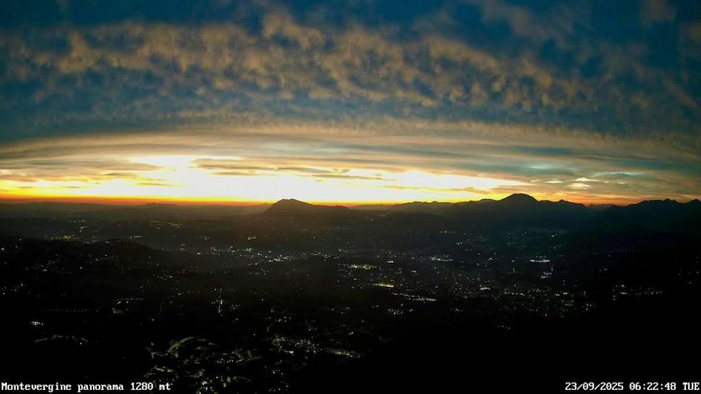 La prima alba dell’autunno astronomico a Montevergine