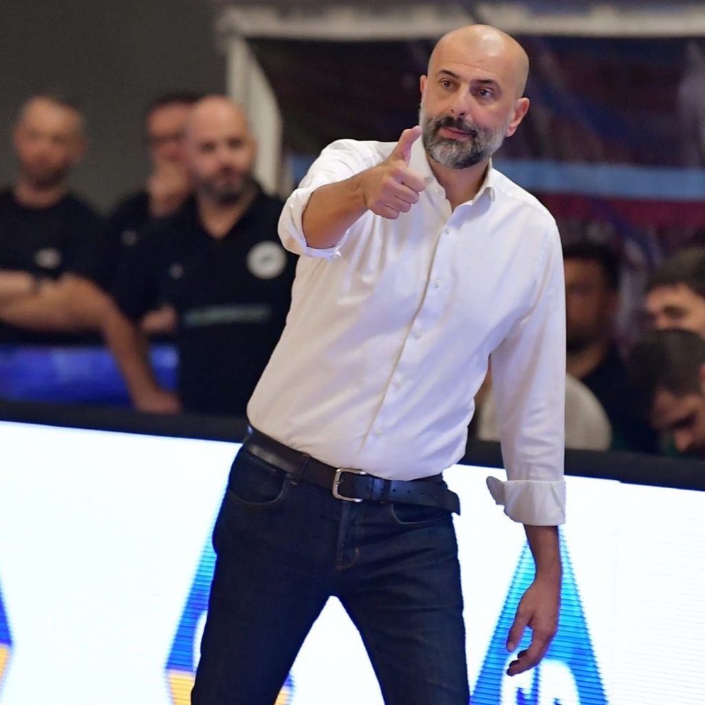 Opening Night Shock: Avellino Basket rimonta e trionfa a Rieti!