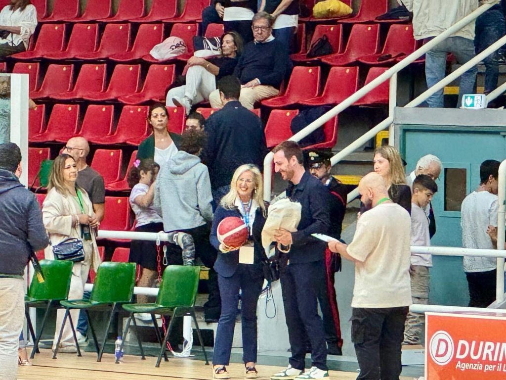 Cuore Avellino, solo un buzzer beater ferma i Lupi: 74 75 con Milano