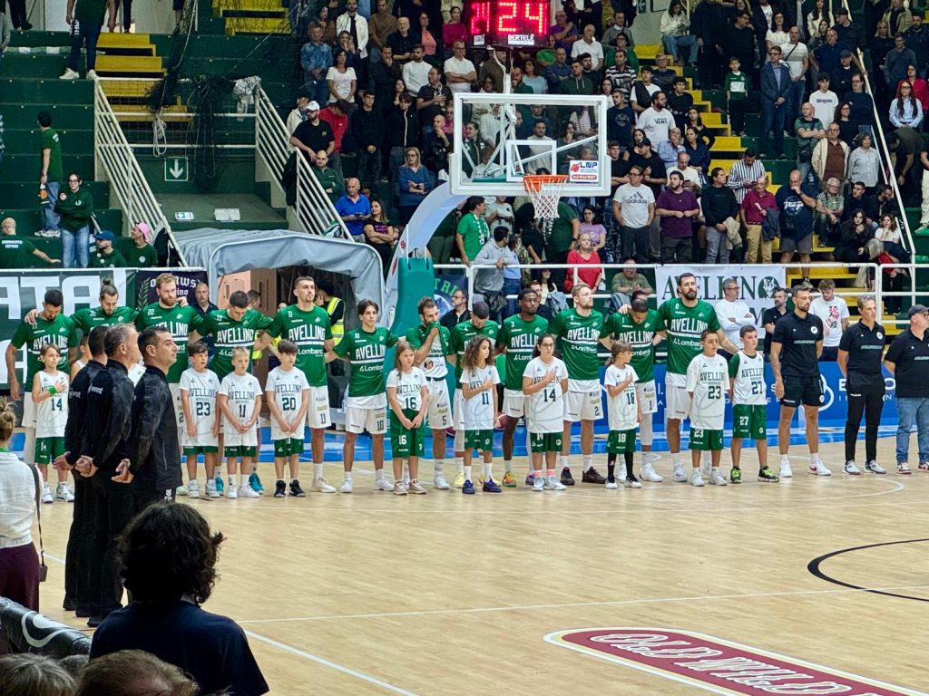 Cuore Avellino, solo un buzzer beater ferma i Lupi: 74 75 con Milano