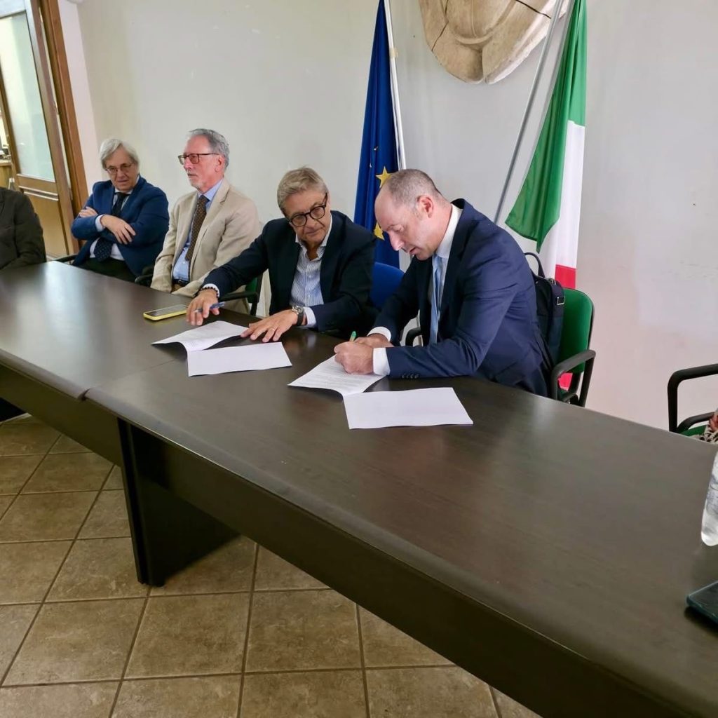 Avella, firmata la convenzione per rafforzare i controlli sui veicoli commerciali lungo la SS 7 bis