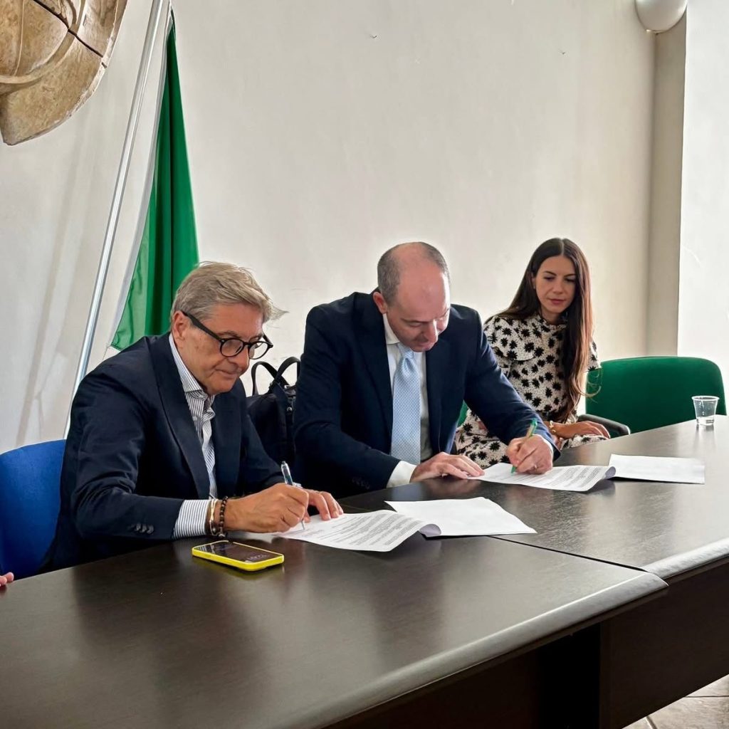 Avella, firmata la convenzione per rafforzare i controlli sui veicoli commerciali lungo la SS 7 bis