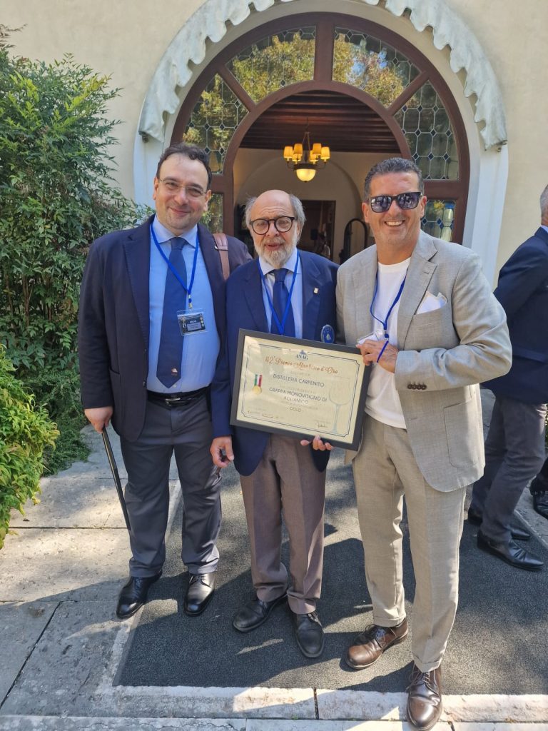 TUFO (AV). Distilleria Carpenito: la Grappa Monovitigno di Aglianico conquista l’ANAG Gold al 42° Alambicco d’Oro