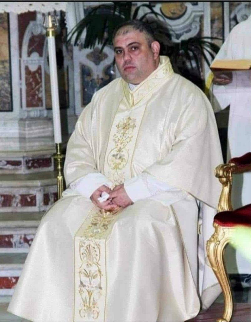 100 DI QUESTI GIORNI. Scafati, il parroco della parrocchia San Vincenzo Ferreri don Vincenzo Ragone festeggia il compleanno