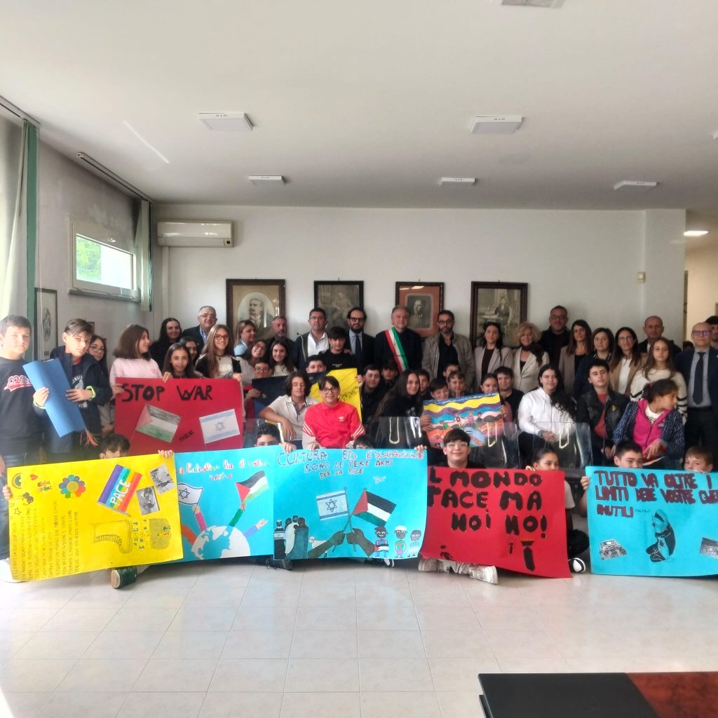 Comiziano, il Consiglio comunale approva la delibera di solidarietà al popolo palestinese