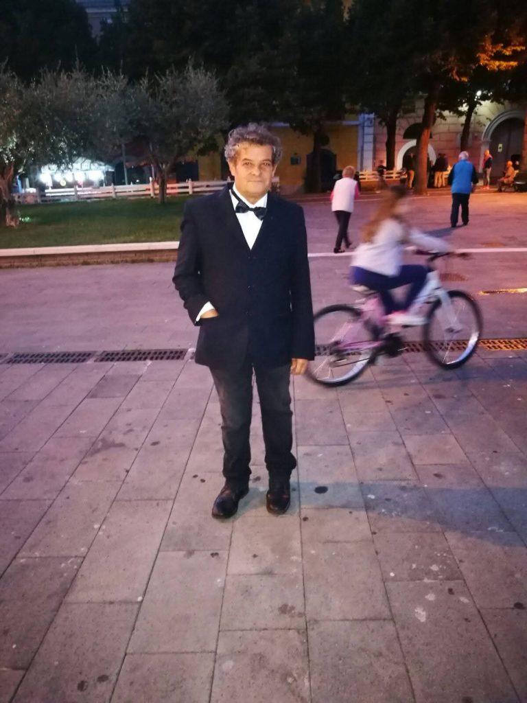 Lutto ad Avella: addio a Stefano Pecchia, il “canterino” amato da tutti. Video