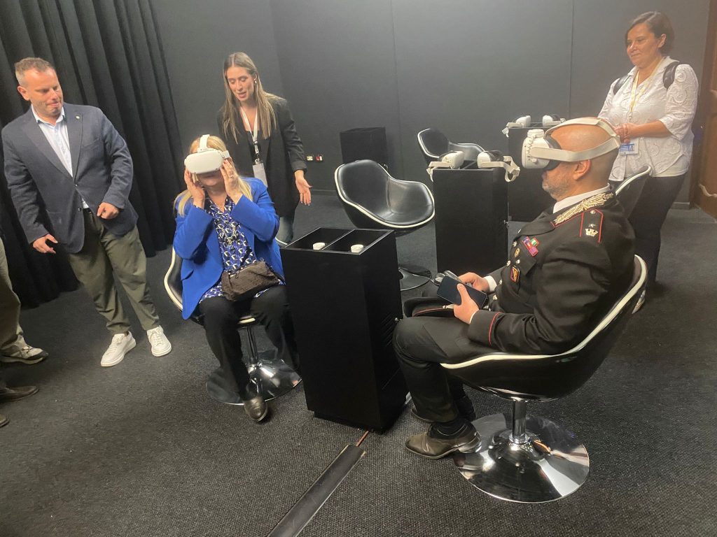 “Passione”: grande successo ad Avella per l’incontro tra musica e parole. Foto e Video