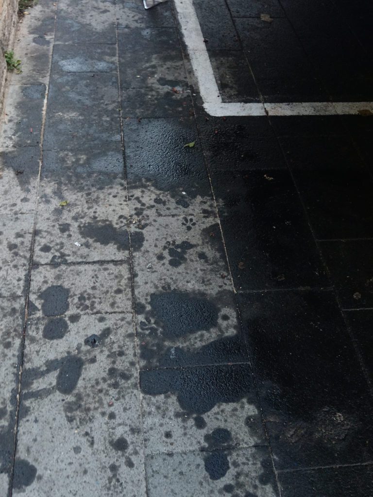 Avella, esposto denuncia di un cittadino su possibile dispersione di oli esausti durante la Sagra del paese