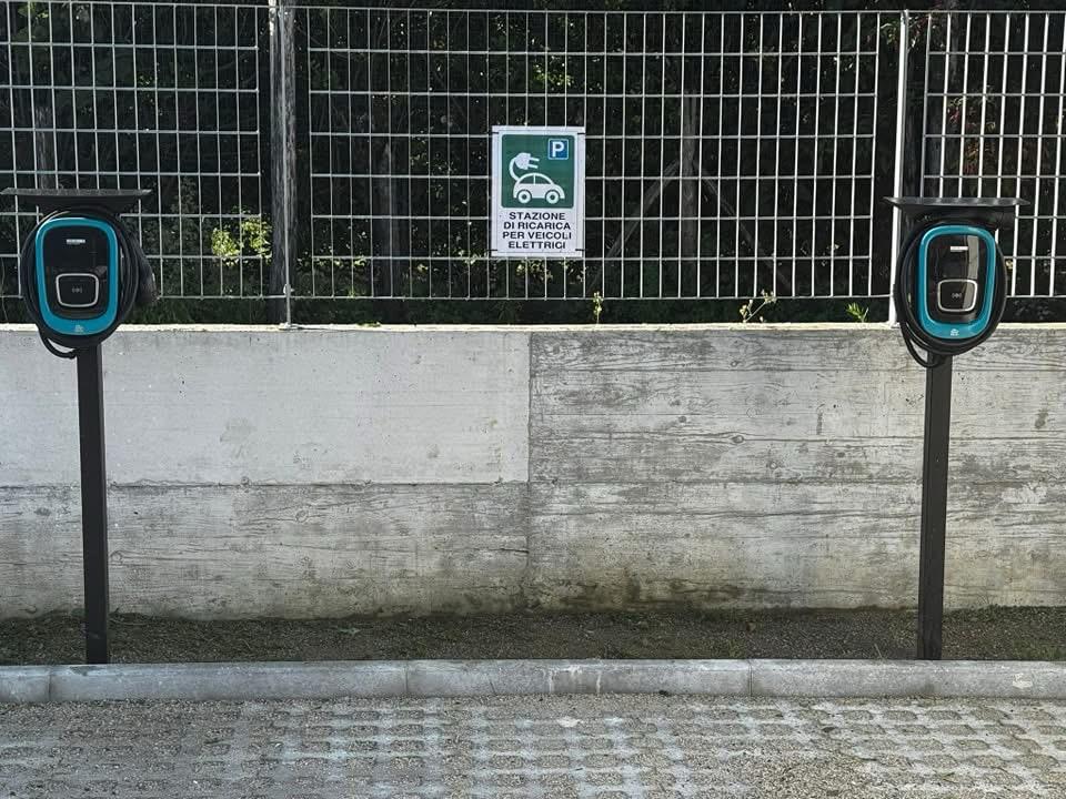 Lauro, inaugurato il nuovo parcheggio comunale vicino al cimitero: più servizi, accessibilità e sostenibilità