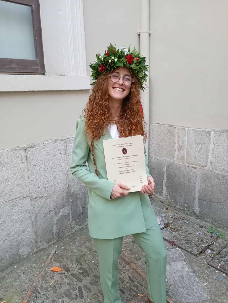 AVELLA. Felicitazioni a Annarita Sepe! Laurea in Musica con 110 e lode