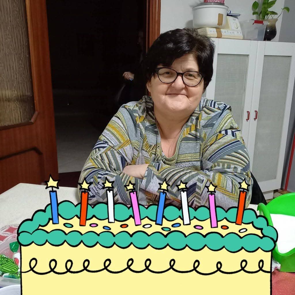 Lauro, auguri a Giovanna De Sarno che spegne 60 candeline