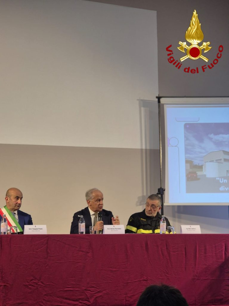 San Martino Valle Caudina: presentato il progetto per il nuovo Distaccamento dei Vigili del Fuoco. San Martino Valle Caudina: presentato il progetto per il nuovo Distaccamento dei Vigili del Fuoco.