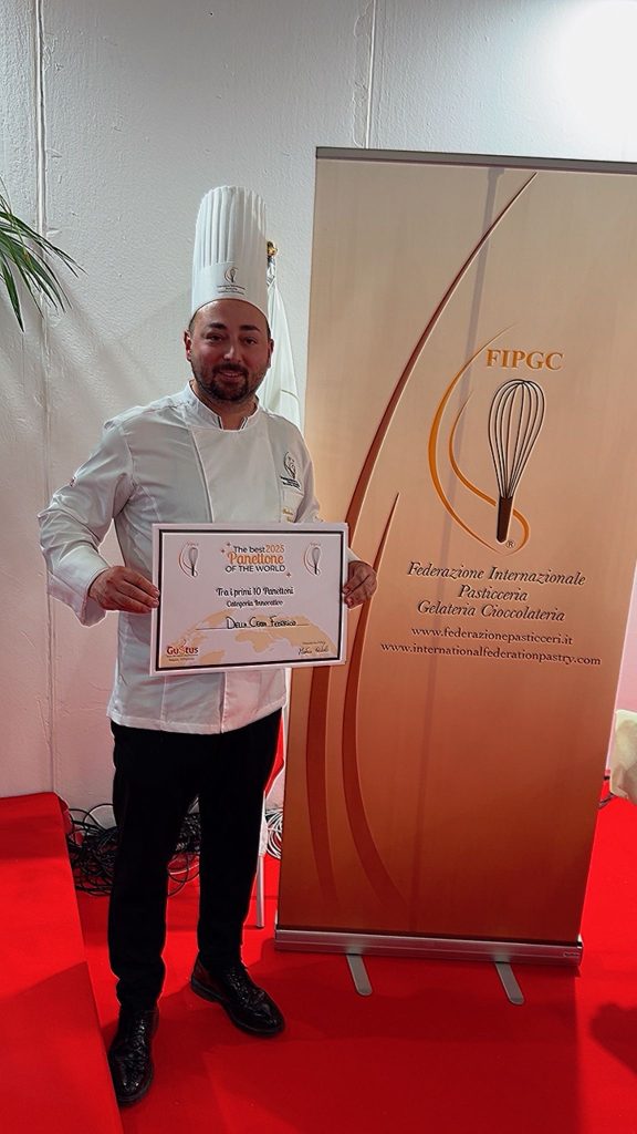 FORINO (Av). Lo Chef Federico Della Cerra tra i primi dieci al Campionato Mondiale del Panettone. Il suo panettone entra ufficialmente tra i DIECI “migliori al mondo”.