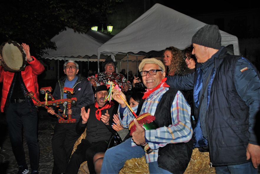 Sirignano, il paese dei due Natali ripropone l’antica tradizione Sirignano, il paese dei due Natali ripropone l’antica tradizione