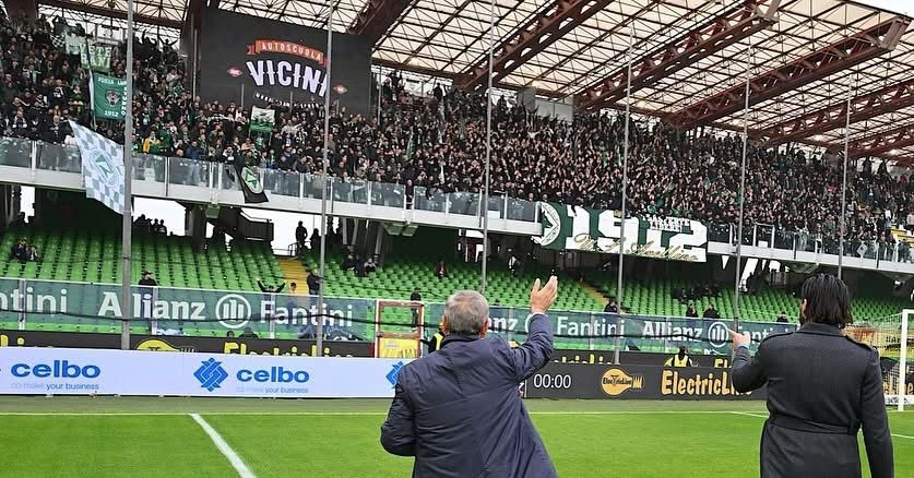 “Non molliamo”: D’Agostino jr chiama l’unità