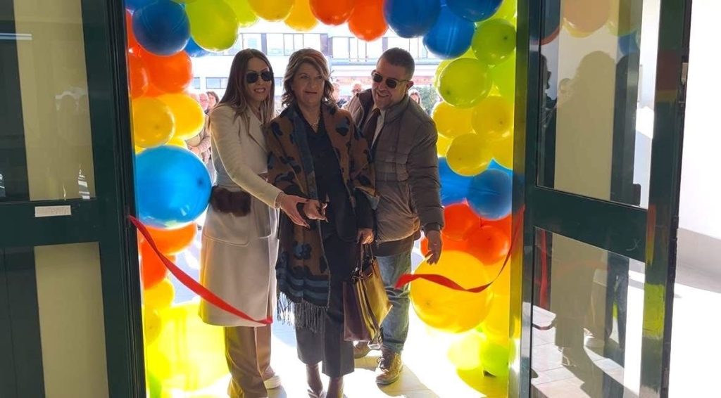 Grottaminarda, inaugurata la nuova ala della Scuola Media dopo i lavori di adeguamento sismico: “Una delle strutture più sicure d’Irpinia”