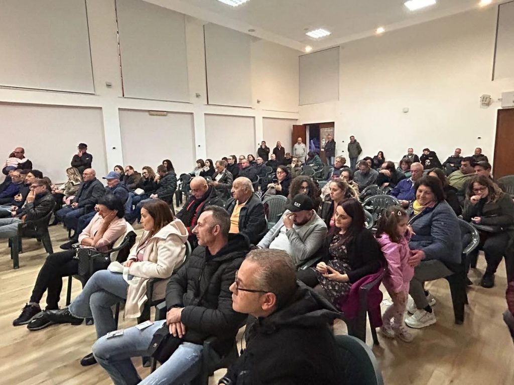 “L’Irpinia prima di tutto”: il viaggio di Maurizio Petrarca tra Bagnoli Irpino, Conza, Teora e Caposele “L’Irpinia prima di tutto”: il viaggio di Maurizio Petrarca tra Bagnoli Irpino, Conza, Teora e Caposele