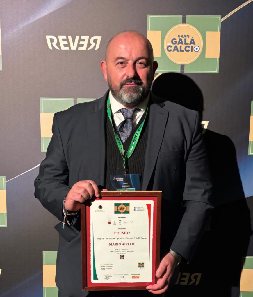 Mario Aiello premiato miglior d.s. di Serie C